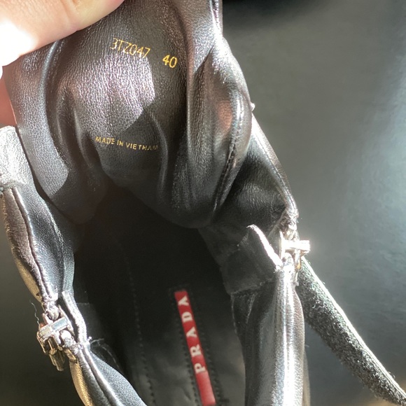 Prada Wedge Leather Sneaker size 40 - Picture 3 of 4